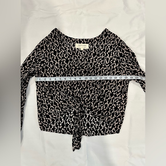 Cloth & Stone Womens Black and Tan Front Tie Flowy Top Blouse Size S EUC - Picture 9 of 12